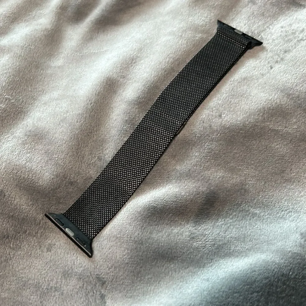 Black Metal Mesh Apple Watchband